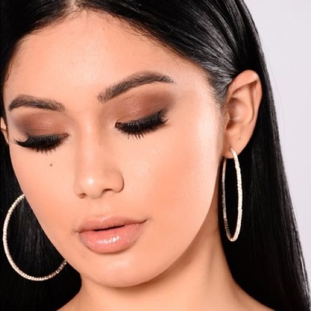 🔥 5 star rated Ultra brilliant CZ  hoop earrings